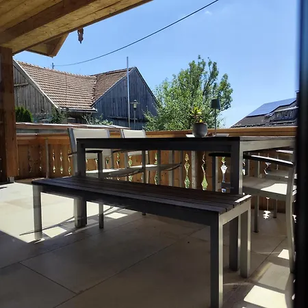 Апартаменты Ferienhaus Lechrainchalet