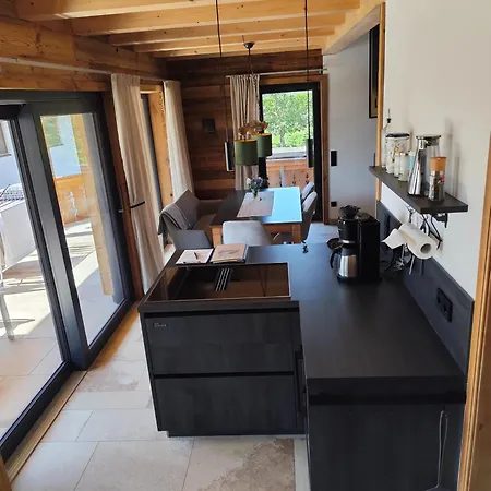 Апартаменты Ferienhaus Lechrainchalet *