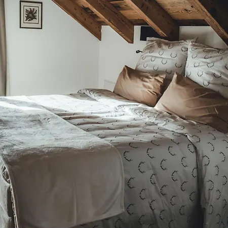 Апартаменты Ferienhaus Lechrainchalet