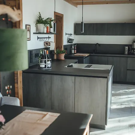 Апартаменты Ferienhaus Lechrainchalet